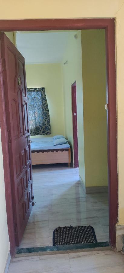 Gulmohar Cottages - Home Stay In Alībāg Eksteriør billede