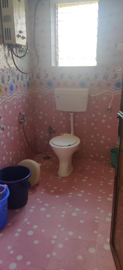Gulmohar Cottages - Home Stay In Alībāg Eksteriør billede