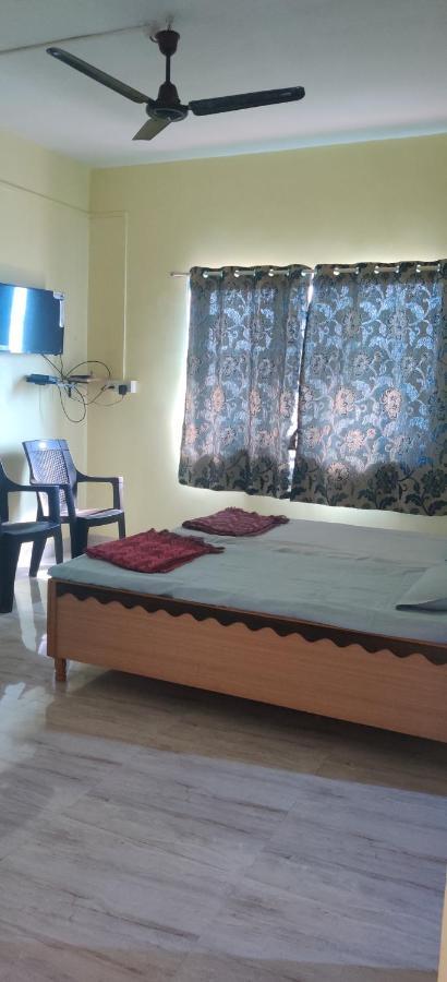 Gulmohar Cottages - Home Stay In Alībāg Eksteriør billede